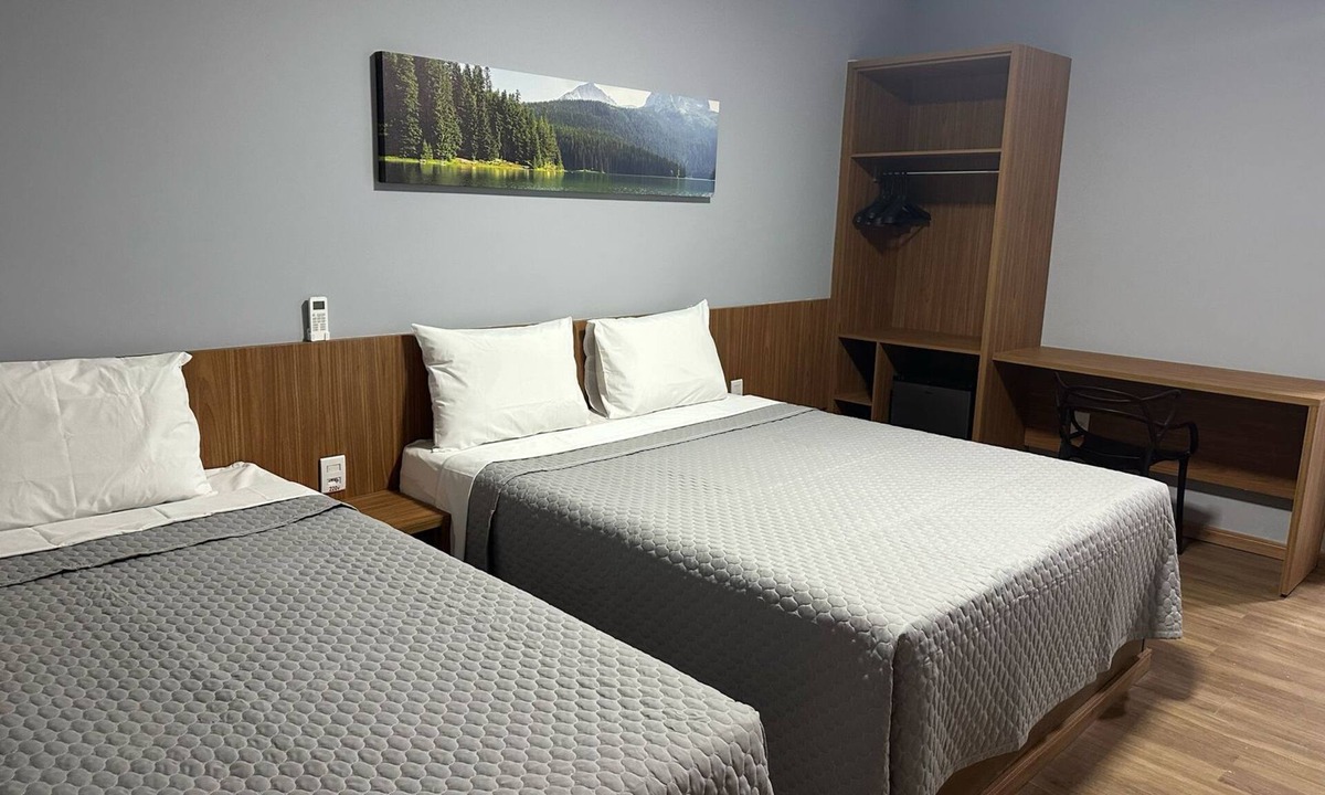 Capitao Eduardo Hotel | Hotel Premier