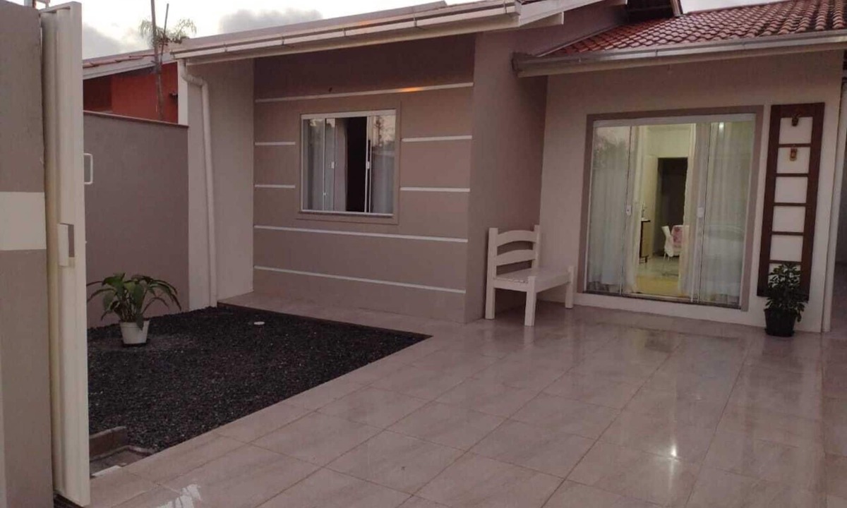 Praia da Armacao do Itapocoroi House | House Margarida