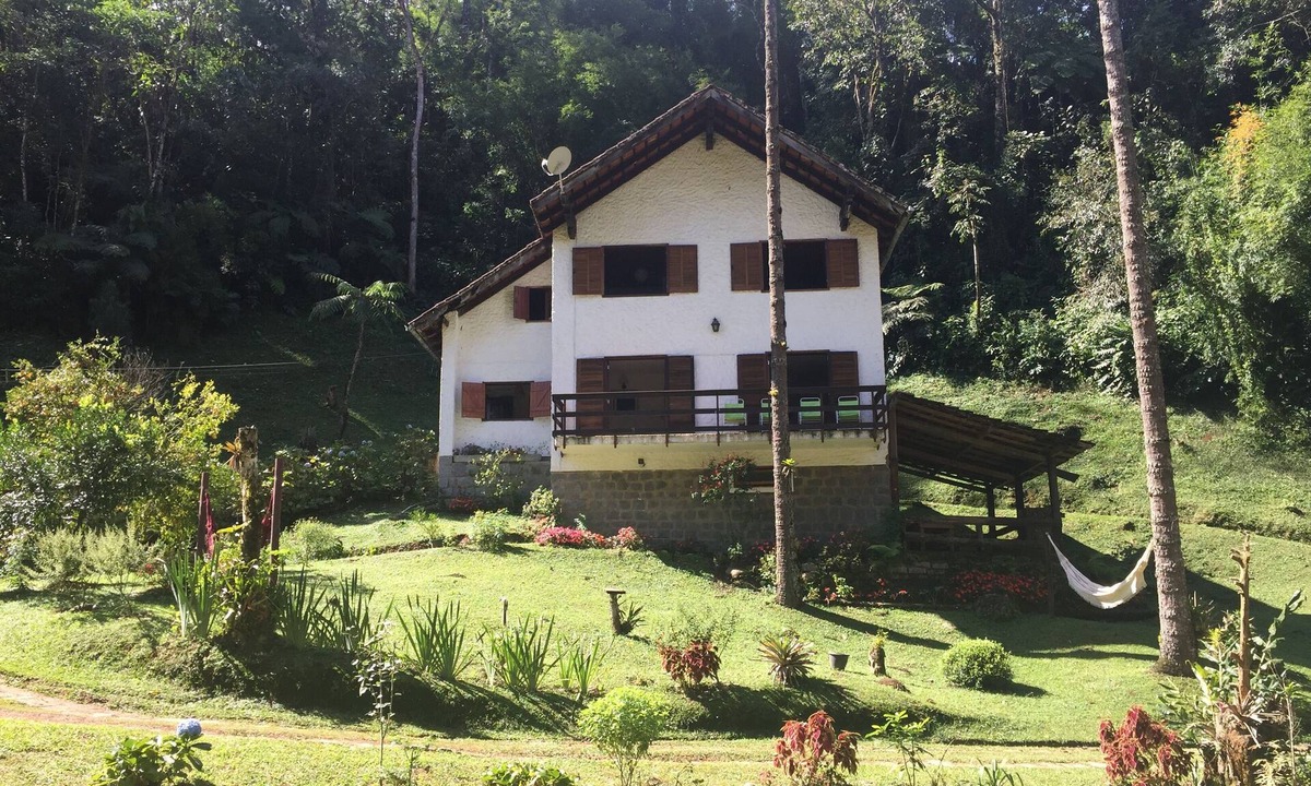 Maringa House | HOUSE SURROUNDED BY NATURE - MARINGÁ MG