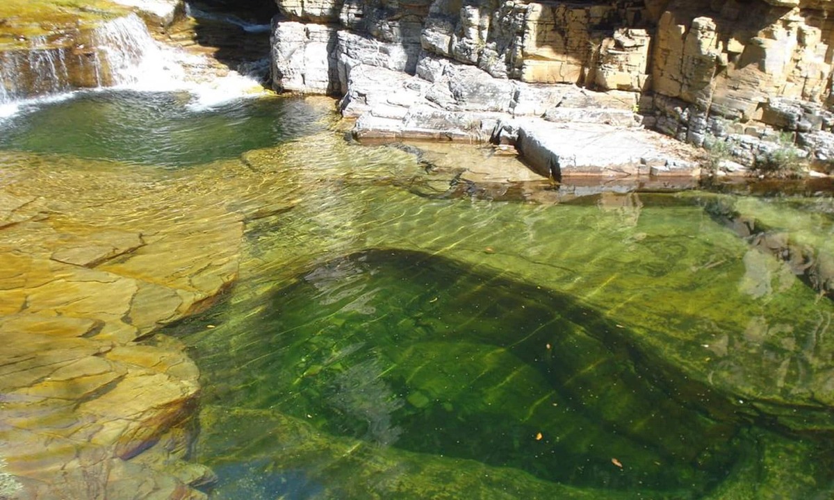 Centro House | House with private waterfalls and boat for canyons, Escarpas do Lago.