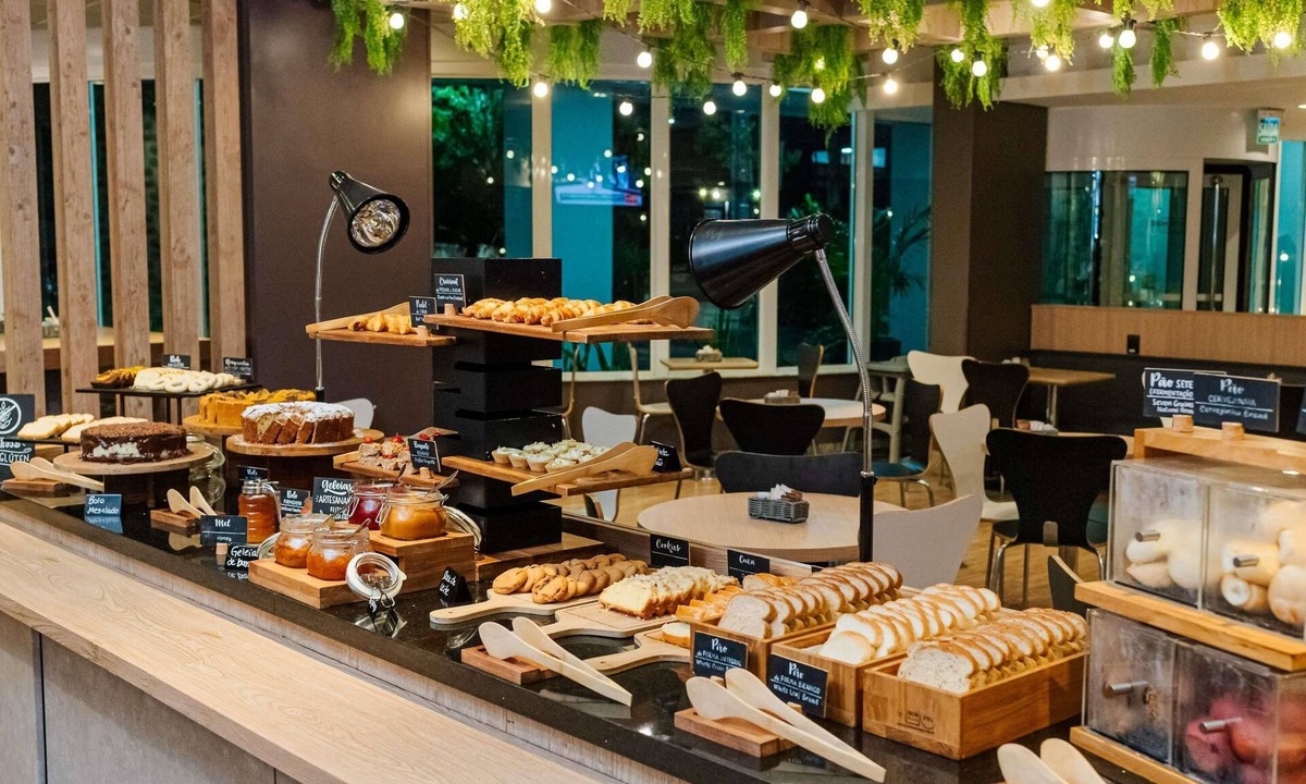 Auxiliadora Hotel | ibis Porto Alegre Moinhos de Vento