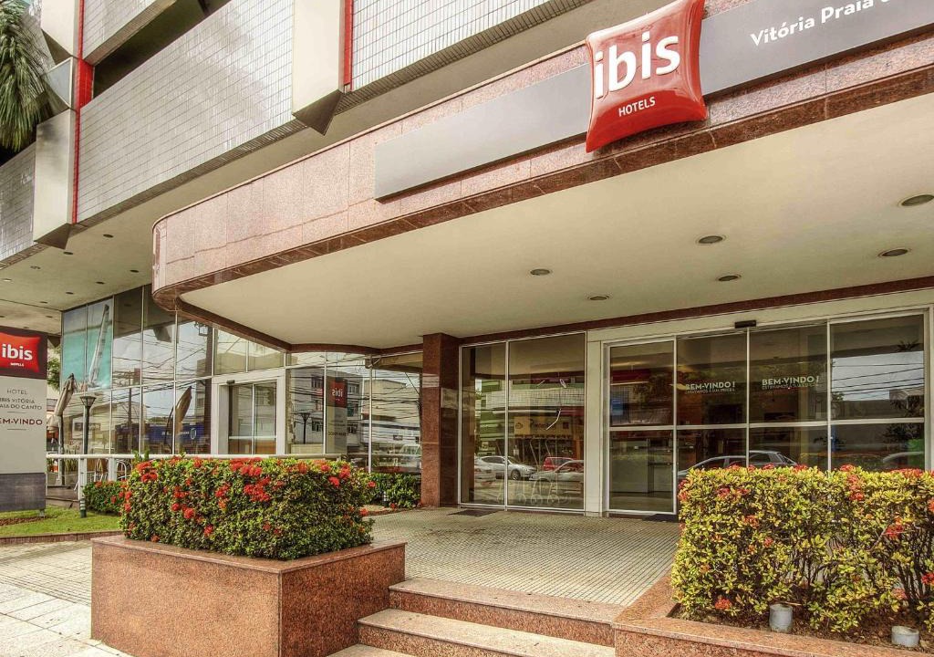 Triangulo das Bermudas Hotel | ibis Vitoria Praia do Canto