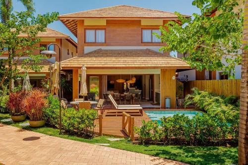 Itacimirim Apartment | IT131 Bungalow w/4 Suites, Beachfront Condominium