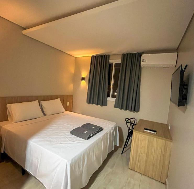 Cazeca Hotel | Izzy Hotel