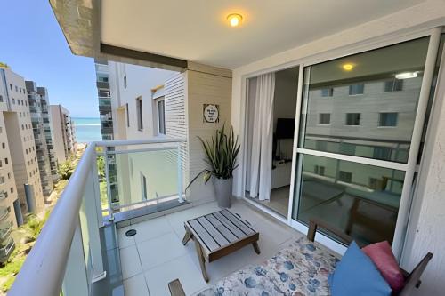 Jatiuca Apartment | JTR beira-mar com varanda, ar, cozinha completa, quarto para até 4 pessoas