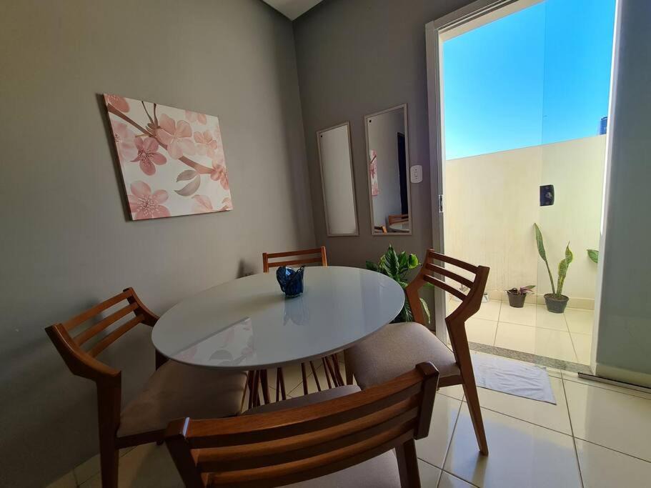 Vila Regina Apartment | Kitnet 102, confortável, central, com ar, tv smart