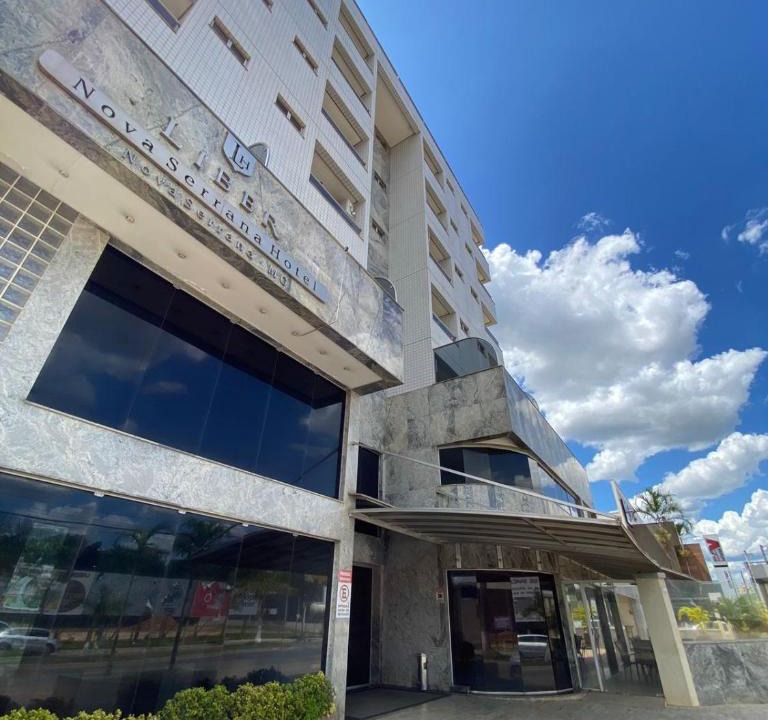 Nova Serrana Hotel | Líber Hotel Nova Serrana - Conforto na Rota da BR-262