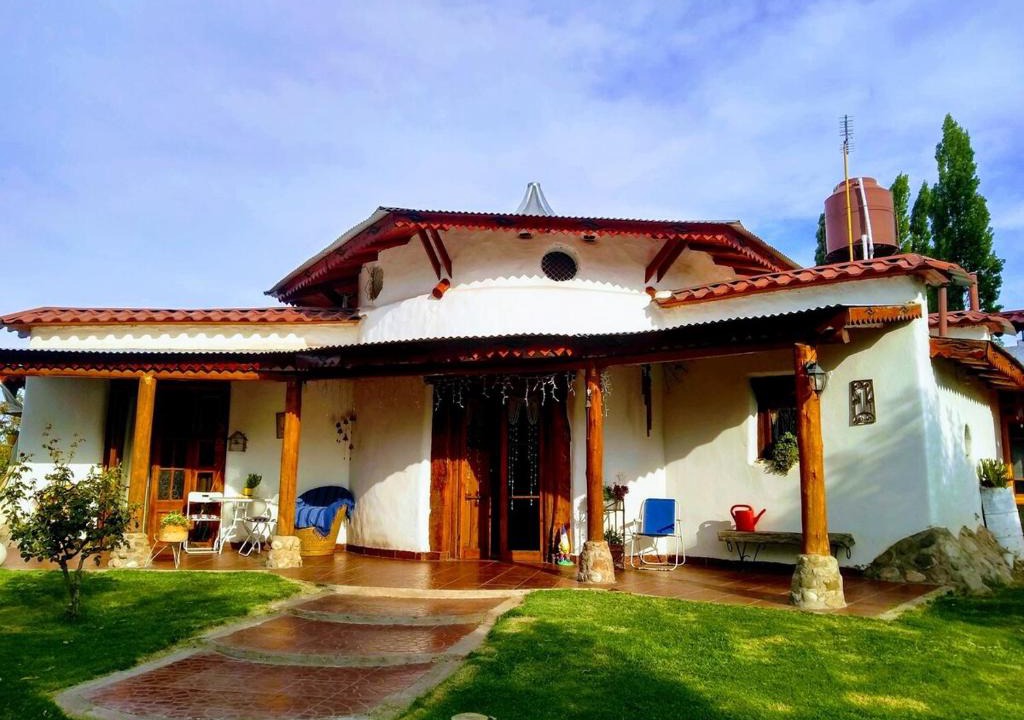 La Consulta Villa | La Bodeguita y El Bodegón Casa Tika