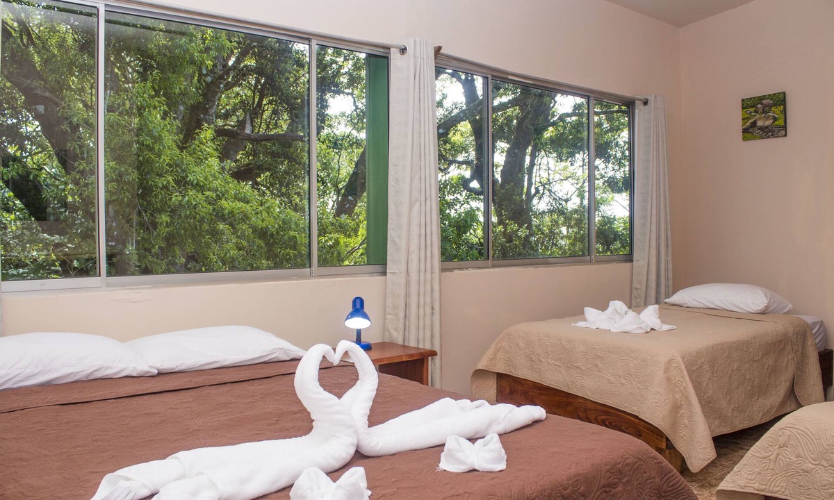 Monteverde Bed & Breakfast | La Casa de la Montaña B&B