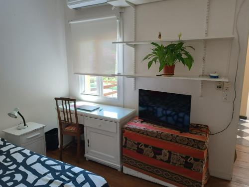 Comuna 12 House | La casa de María