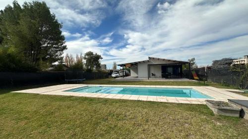Chacras de Coria House | La escapadita, tu refugio en Mendoza pileta, jardin, relax total