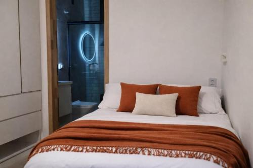 Lapa Apartment | Lapa Premium 807 - charmoso studio com garagem