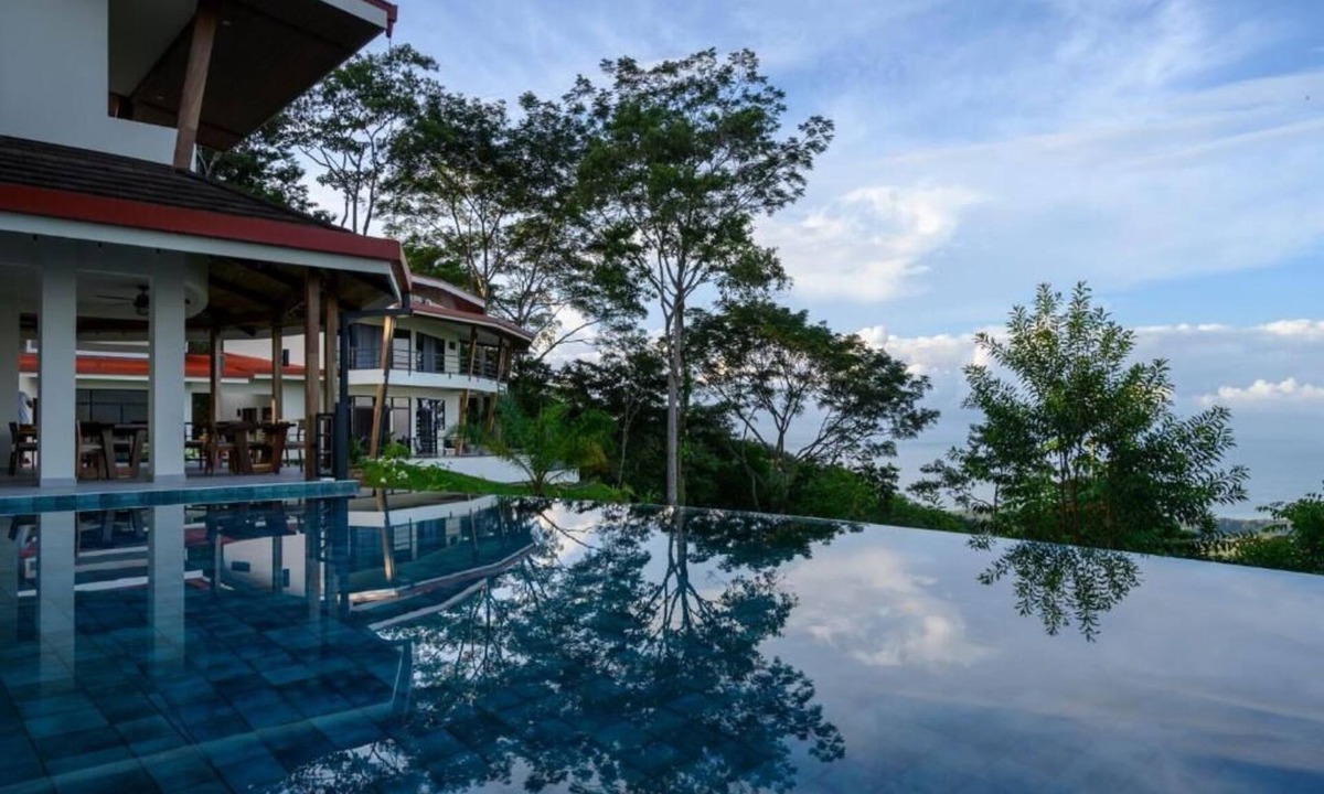 Savegre Apartment | Lapazul Boutique Hotel - Deluxe Queen Room with Two Queen Beds 3