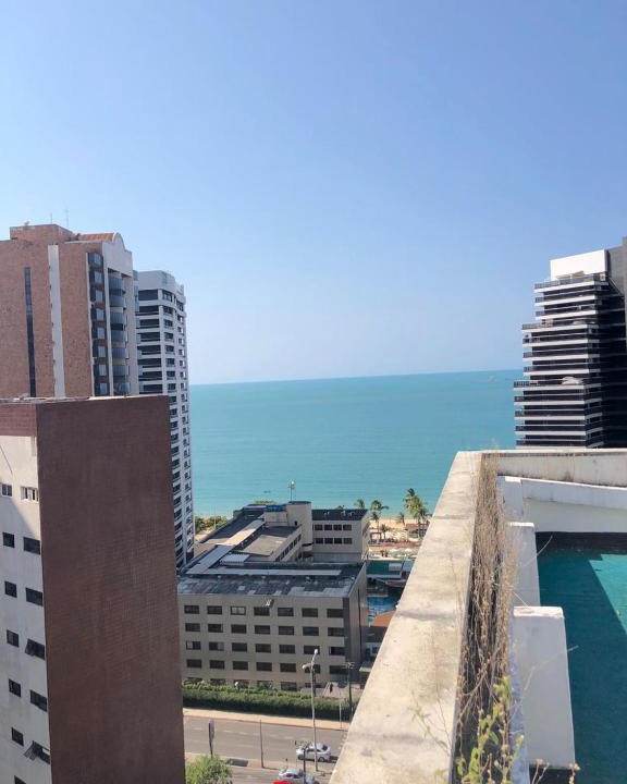 Meireles Apartment | Linda Cobertura Flat com Terraço e Vista no Mar