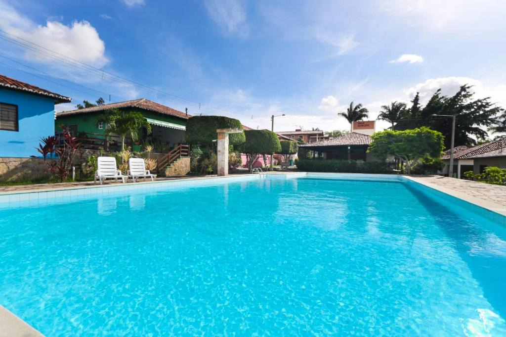 Novo Gravata House | Lindo Privê Europa 04 com AR, 5WC e Grande Piscina