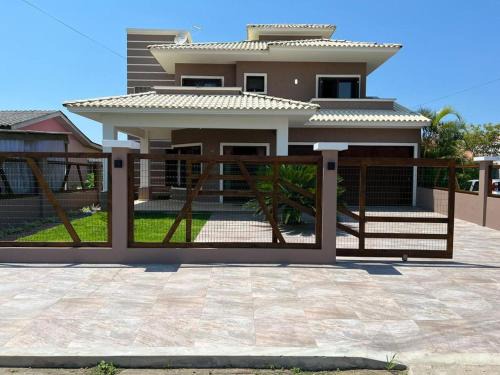 Capao da Canoa House | Lindo sobrado para locação
