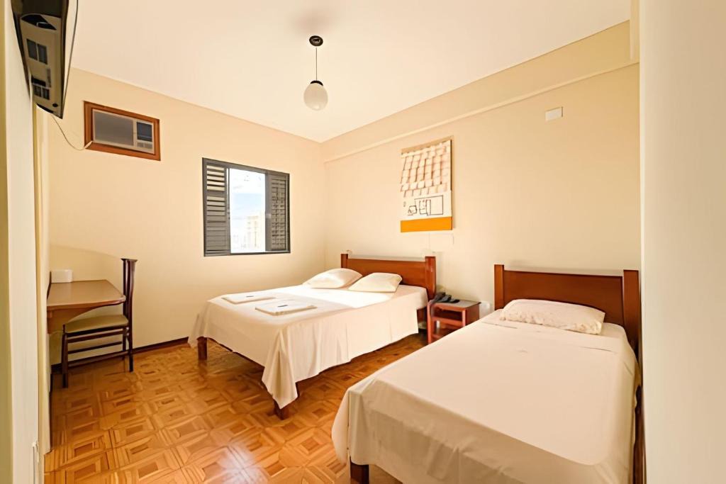 Santa Monica Bed & Breakfast | LN Flats & Suites