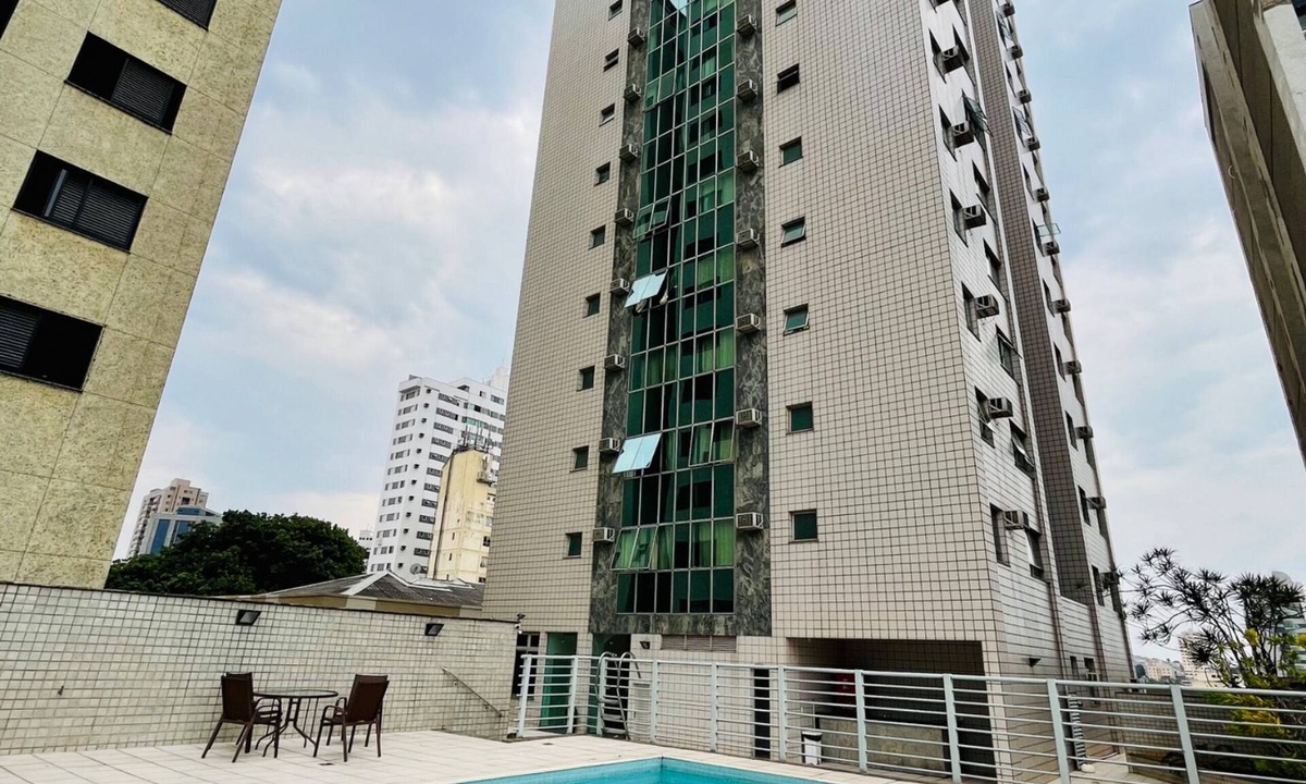 Barro Preto Apartment | Locking s Barro Preto 7