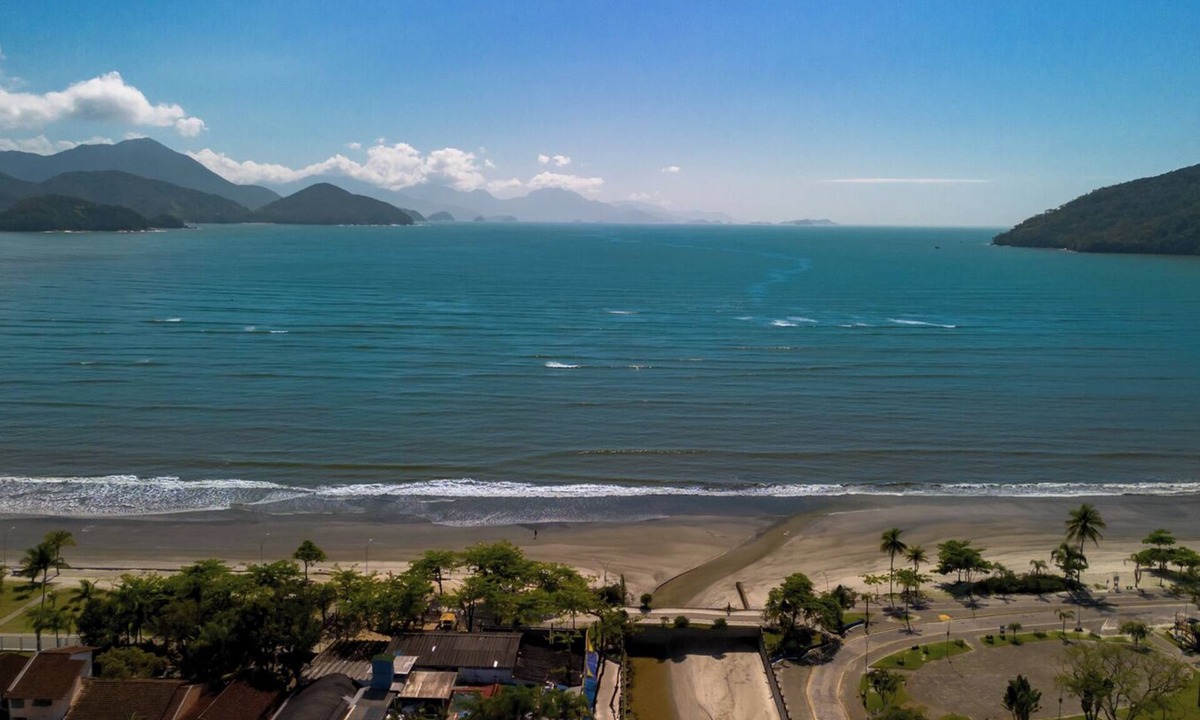 Barra da Lagoa Apartment | Loft com Smart Lock e Ar perto do Projeto Tamar