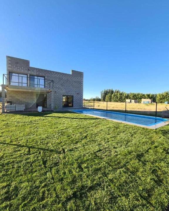 General Roca House | Loft con Piscina frente al Río Negro
