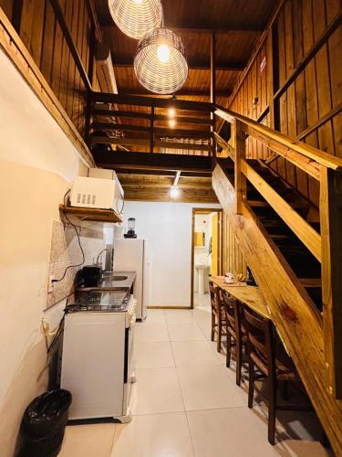 Armacao House | Loft Felicidade