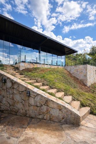 Sao Sebastiao das Aguas Claras Ski Chalet | Loft Vilas Boas