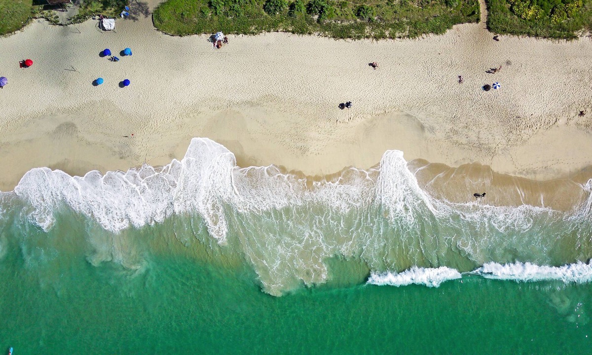 Recreio dos Bandeirantes Hostel | LONGBOARD PARADISE SUITES