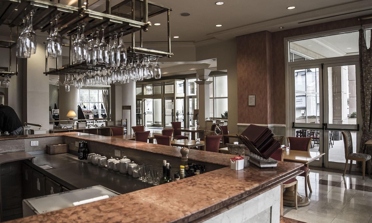Comodoro Rivadavia Hotel | Lucania Palazzo Hotel