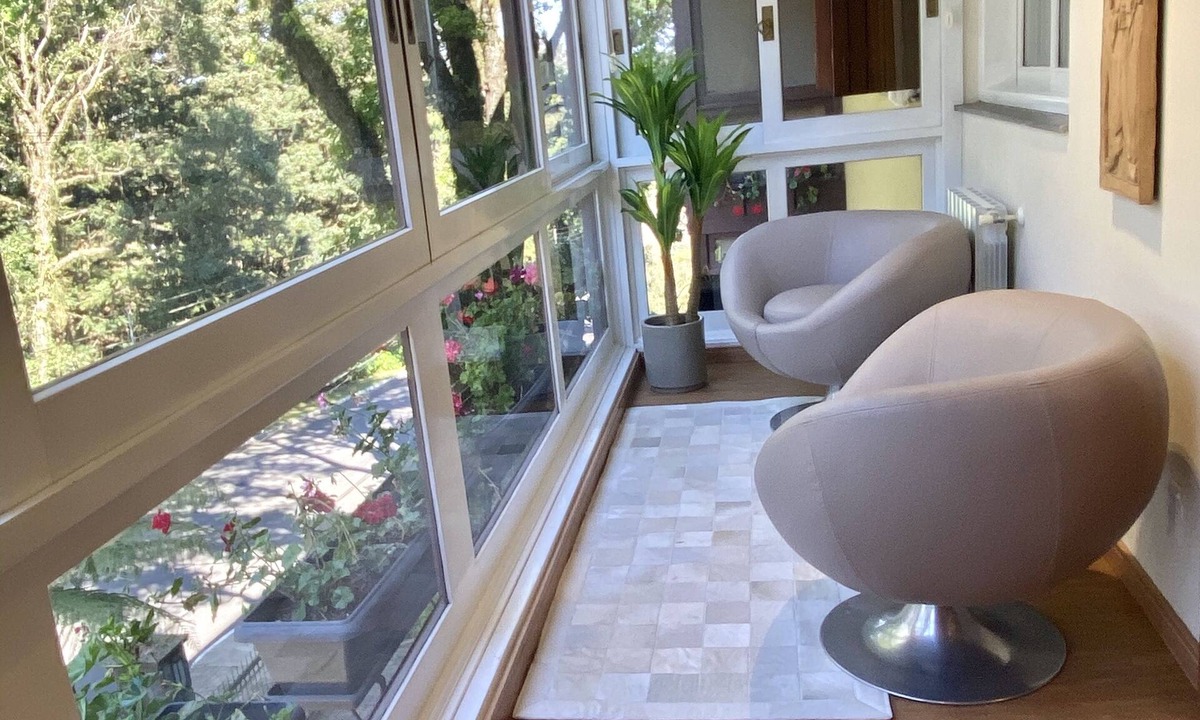 Gramado Apartment | Luxurious and romantic fit saw with fireplace, grill 600M center