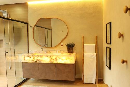 Carmo de Minas Ski Chalet | Luxury Chalet with Hot Tub & Fireplace