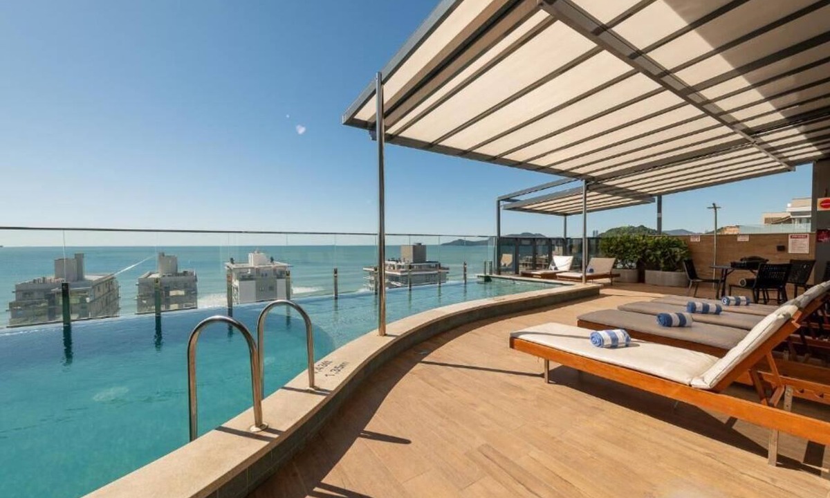 Itajai Apartment | Luxury Stay Steps from Praia Brava