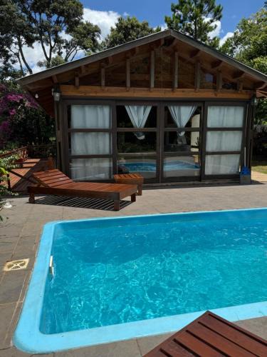 Dos de Mayo House | Luz de campo