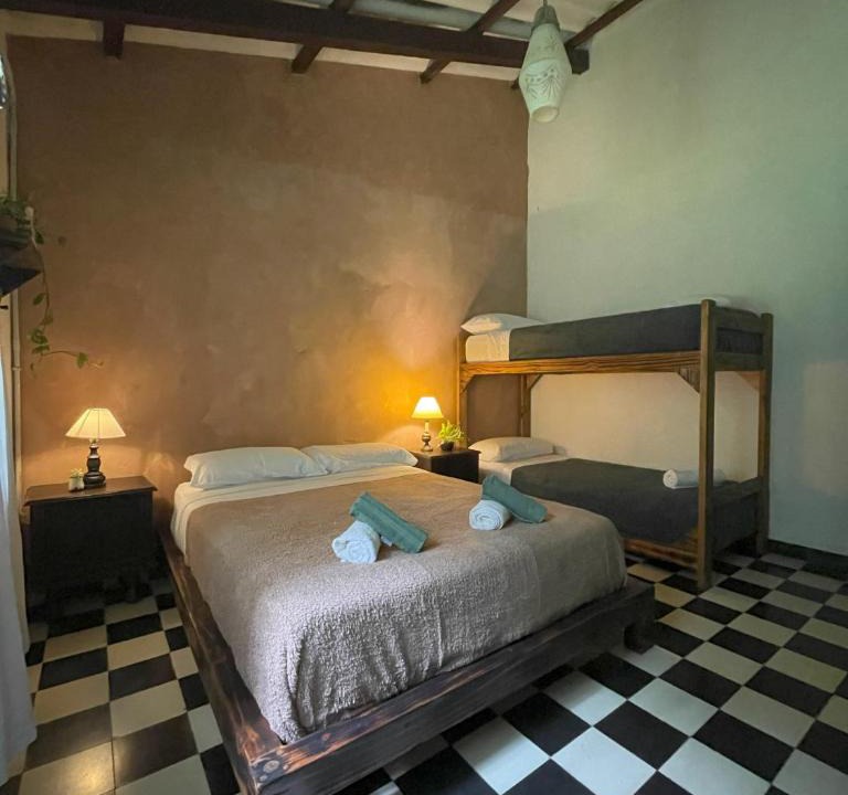 Yala Hostel | Madreselva Hostel