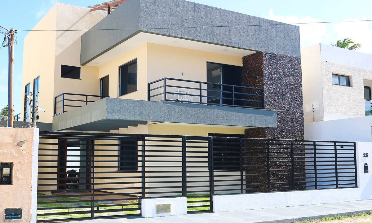 Aruana House | Magnificent house on Aruana beach with swimming pool and barbecue area