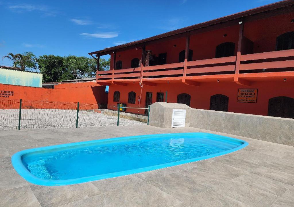 Maranduba Apartment | Maranduba Apartamento Marbela 7 — 2 Quartos, Piscina, 2 Quadras do Mar