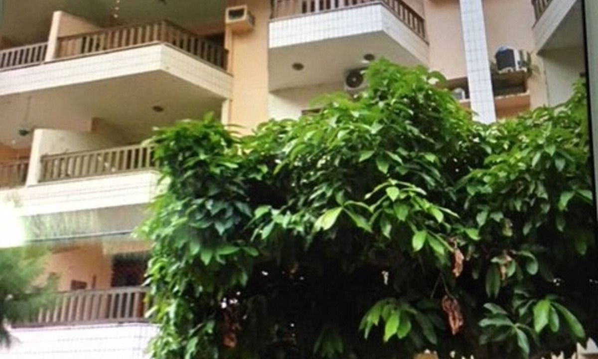 Meireles Apartment | Maya Meireles orginal 16 people