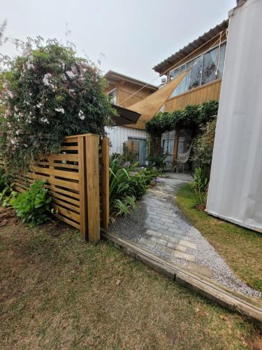 Pinheira House | Moã do Mar Suítes