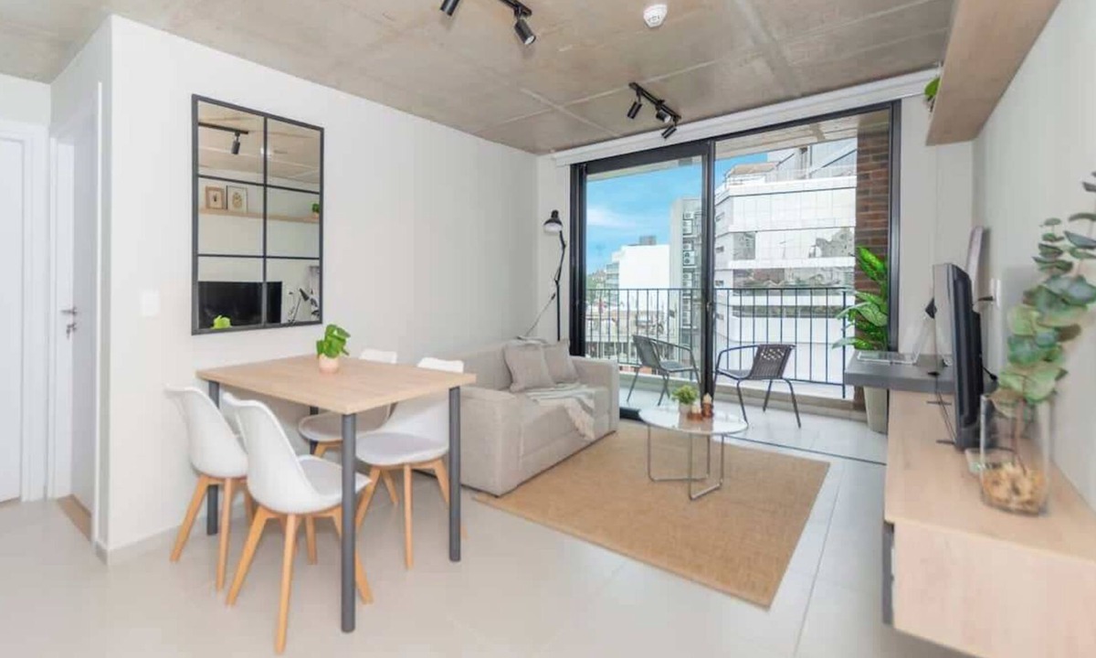 Asuncion Apartment | Modern Apt w/City View | Gym, Pool | Walk to Malls