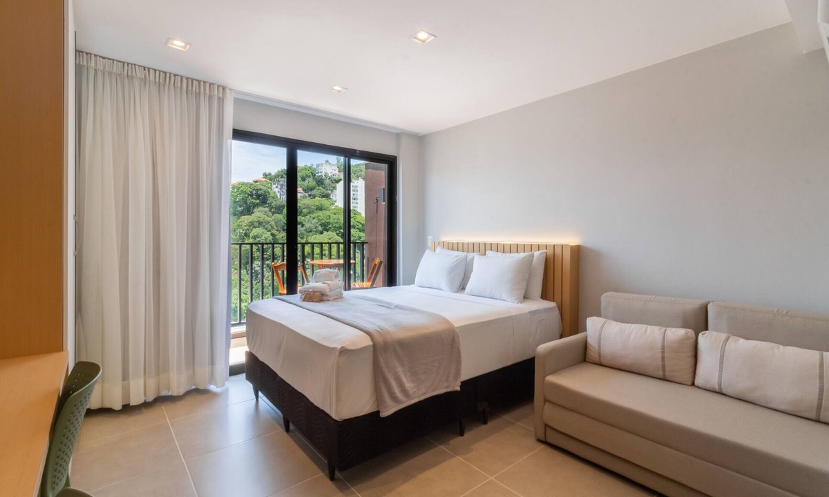 Cabucu Apartment | Modern Studio in Lapa With Pool and gym R1205