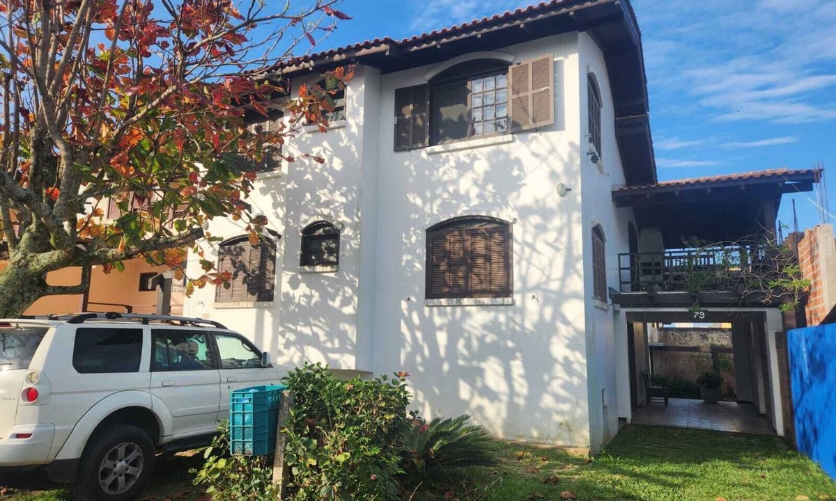 Morrinhos House | Morrinhos - Large house, steps from the sea, complimentary wifi