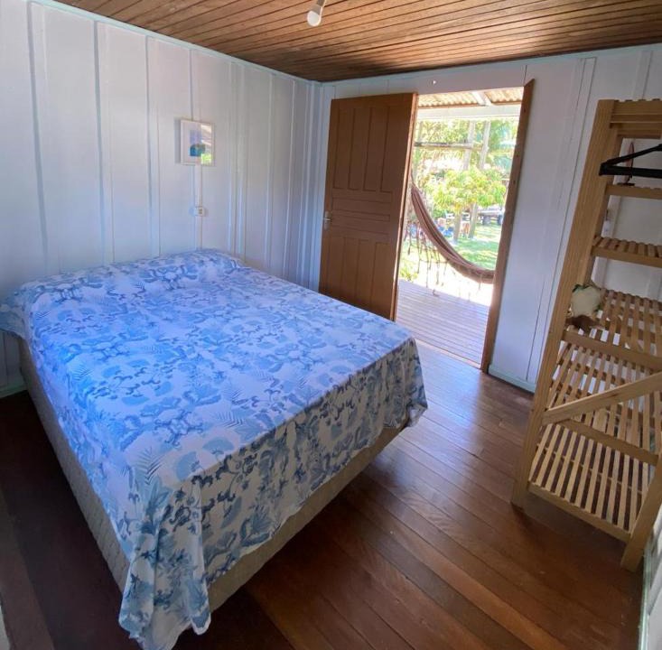 Paranagua House | Oka do Mar - Hospedaria de Quartos e Casa na Ilha do Mel - Nova Brasília