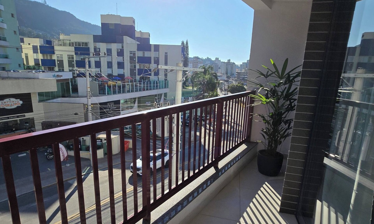 Trindade Apartment | Peaceful 1-bedroom apartment with AC in Florianópolis