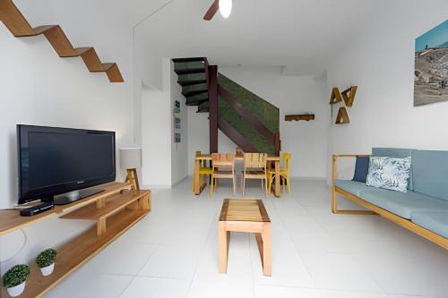Prainha Apartment | Penthouse for 10 | BBQ + Outdoor Shower at Prainha