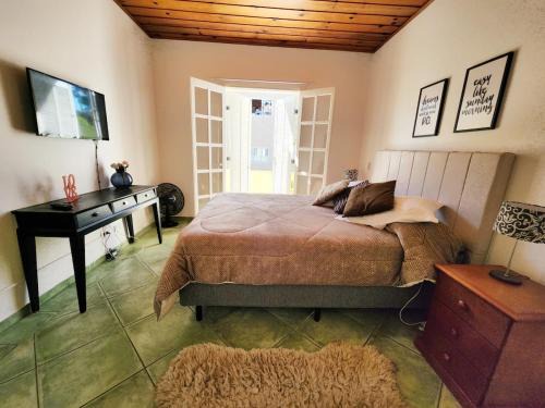Vila Iara Apartment | Perfeita para Casal Home Office e Bem Localizado