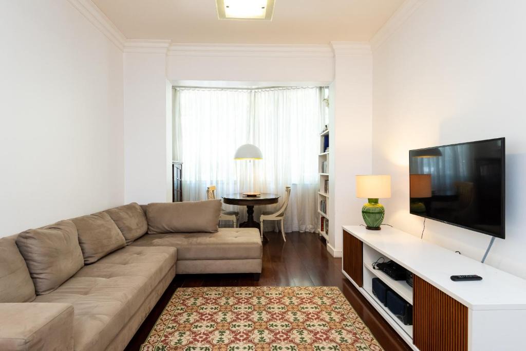 Copacabana Apartment | Pineapples SC201 - Apartamento em Copacabana a 50m da praia