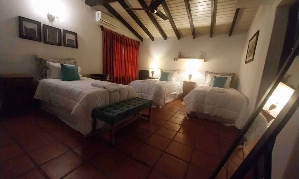 Eugenio Bustos Hotel | Posada La Celia
