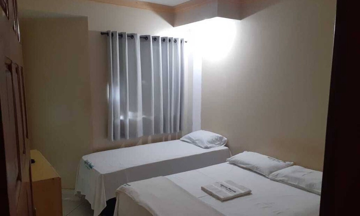 Bom Jesus Da Lapa House | Pousada Algaroba, no Centro de Bom Jesus da Lapa, 300 Metros da Praça da Fé