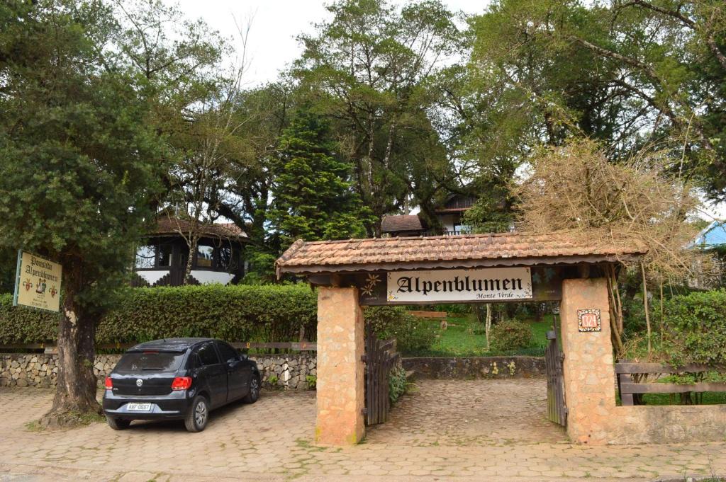 Monte Verde Hotel | Pousada Alpenblumen