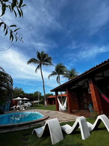 Colonia de Pescadores Hotel | Pousada Brisa do Oceano Cumbuco - Quartos privativos e acomodações compartilhadas