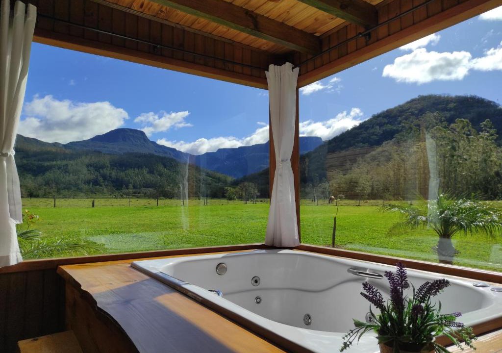 Praia Grande Ski Chalet | Pousada Canyons do Sul